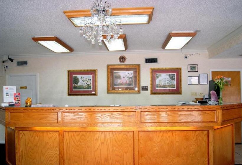 فندق Red Carpet Inn   Natchez