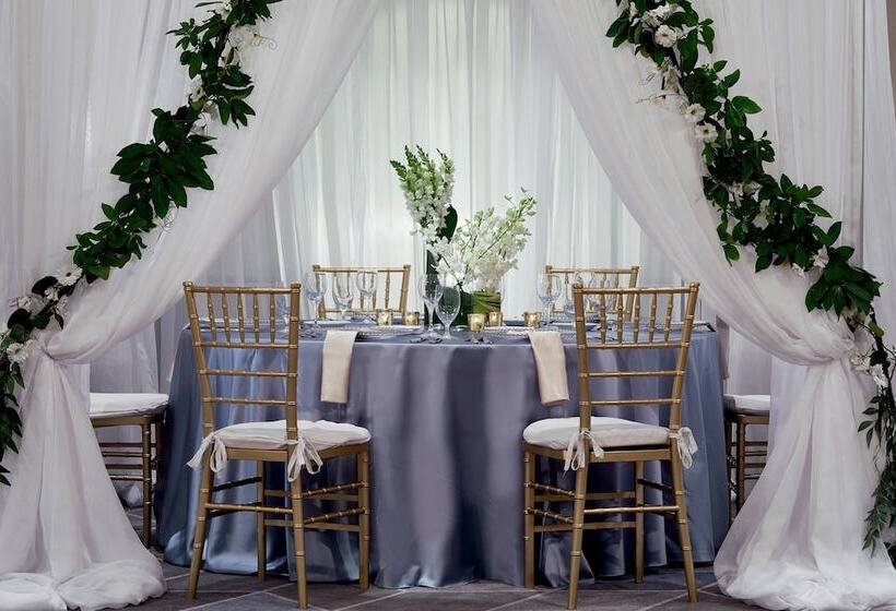 فندق Renaissance Providence Downtown