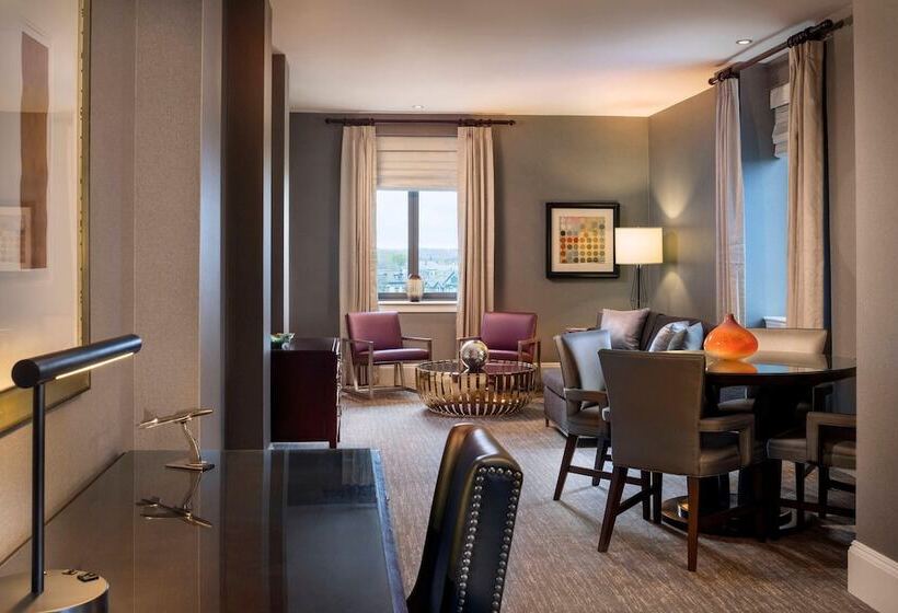 فندق Renaissance Providence Downtown