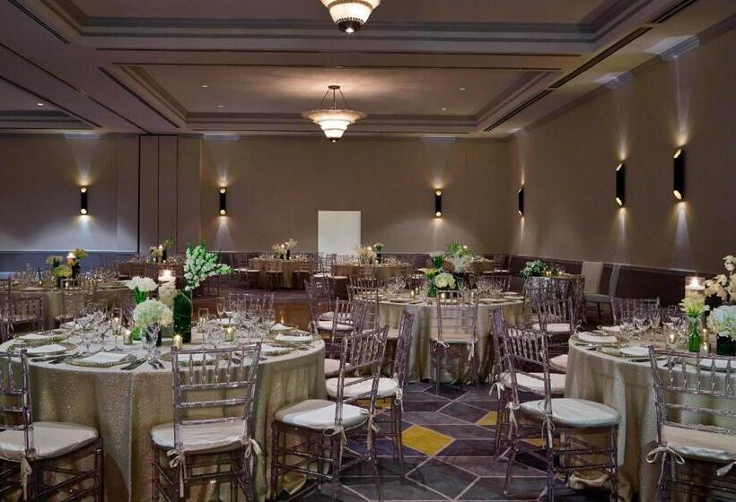 فندق Renaissance Providence Downtown