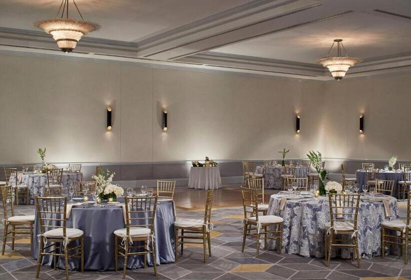 فندق Renaissance Providence Downtown