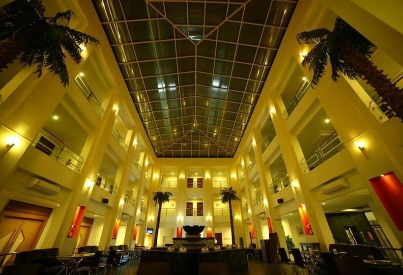 בית מלון כפרי Renest Gandhidham