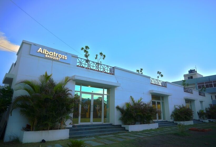 בית מלון כפרי Renest Gandhidham