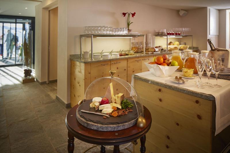 هتل Riffelhaus 1853