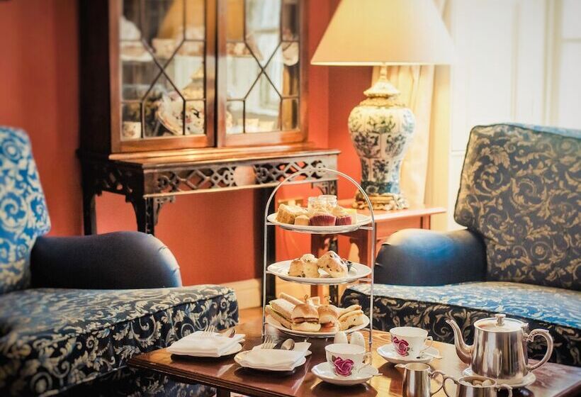 Roganstown Hotel & Country Club