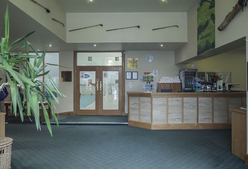 Roganstown Hotel & Country Club