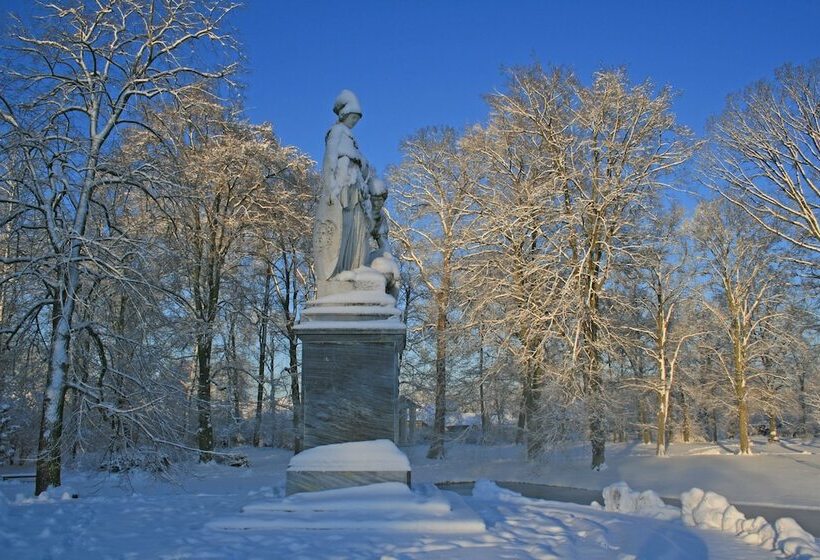 فندق Schloss Neuhardenberg