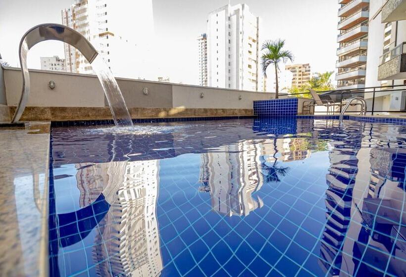 בית מלון כפרי Sun Square Suites