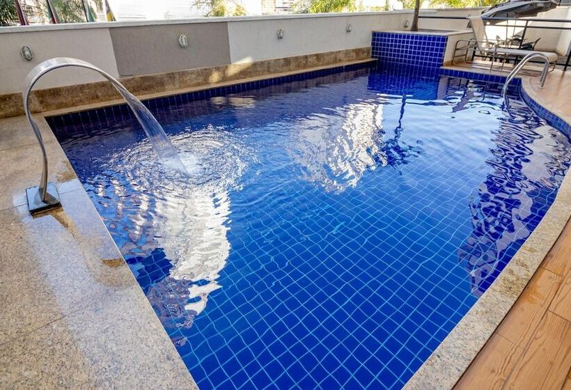 בית מלון כפרי Sun Square Suites