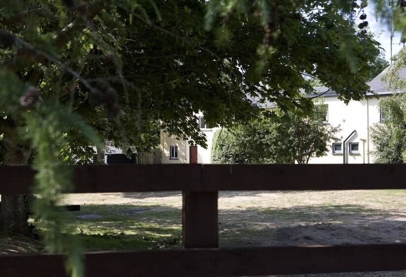 בית מלון כפרי The Farmers Kitchen