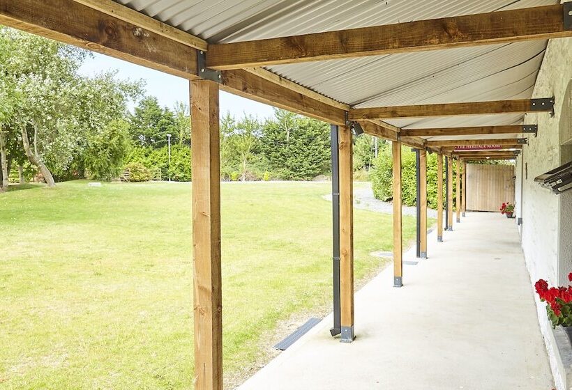 בית מלון כפרי The Farmers Kitchen