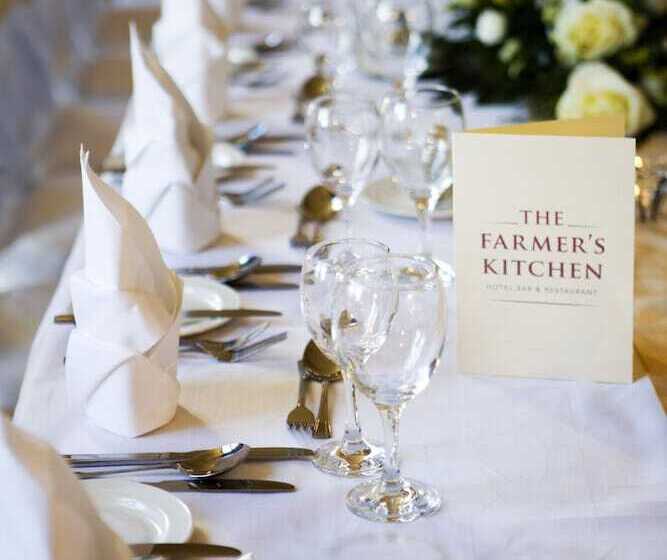 בית מלון כפרי The Farmers Kitchen