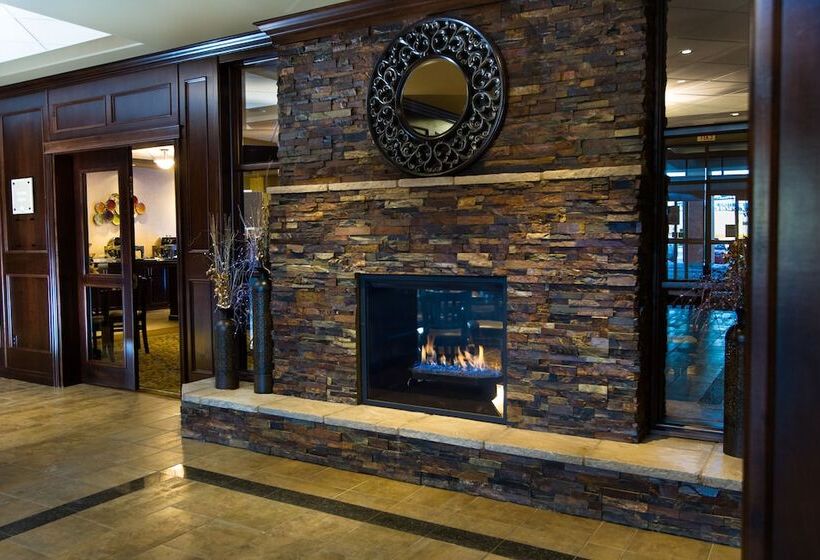 فندق The Kanata Fort Saskatchewan