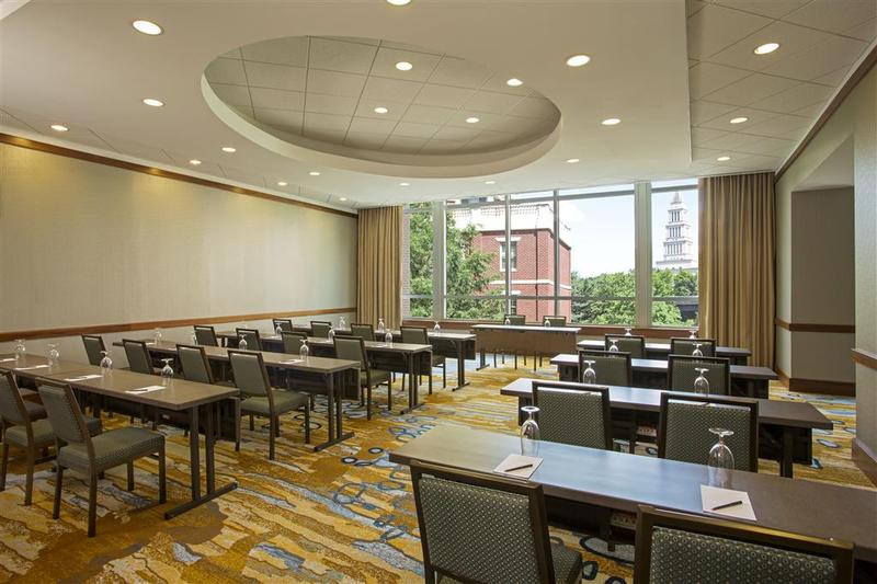 فندق The Westin Alexandria Old Town