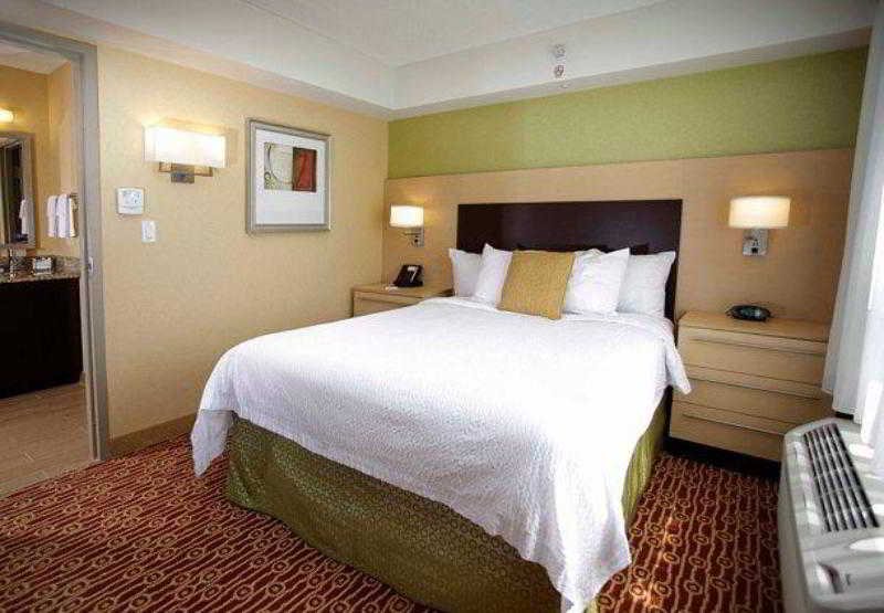 فندق Towneplace Suites By Marriott Sudbury