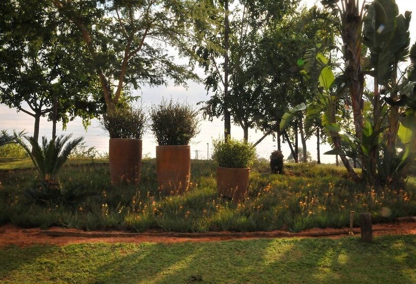 فندق Tzaneen Country Lodge