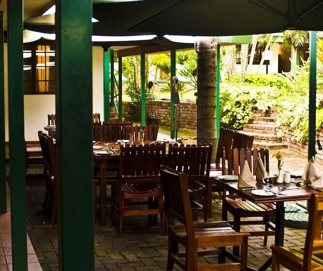 فندق Tzaneen Country Lodge