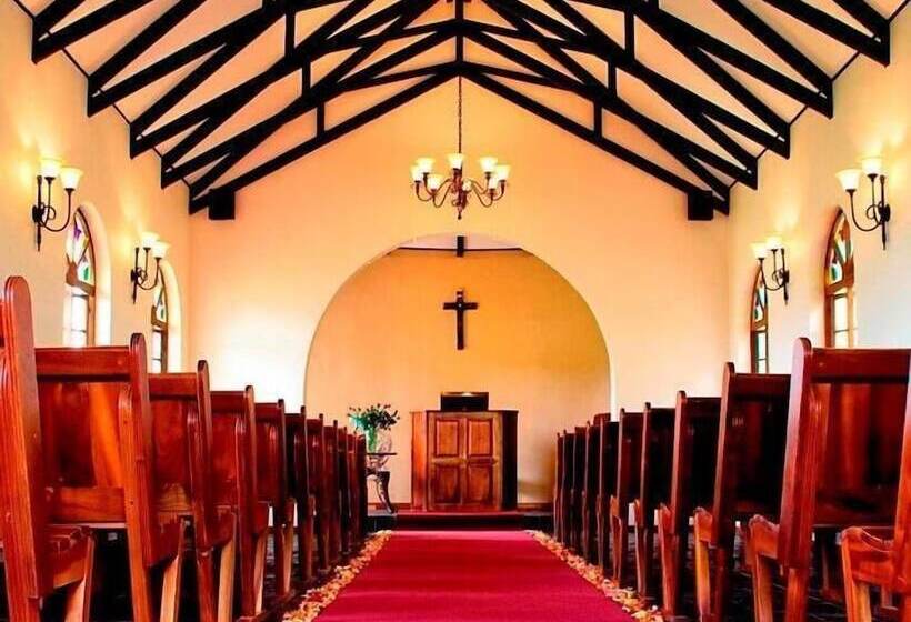 فندق Tzaneen Country Lodge