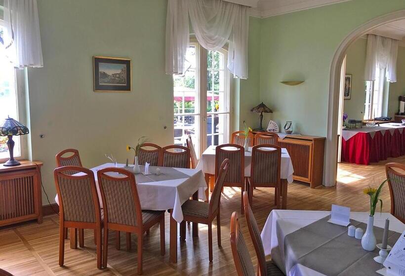 فندق Waldhaus Prieros