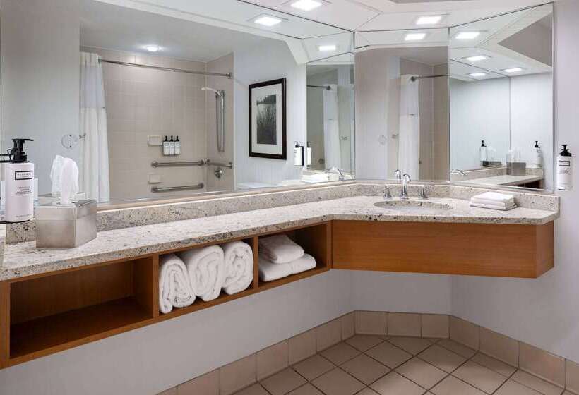 فندق Wyndham Garden Buffalo Downtown