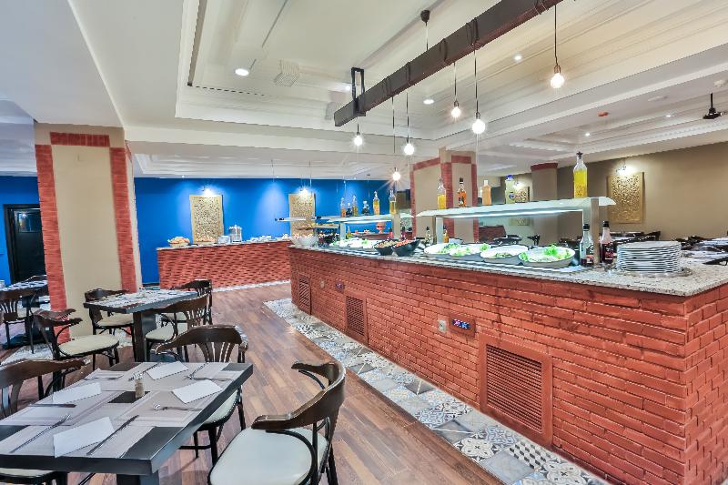 Zalagh Kasbah Hotel & Spa