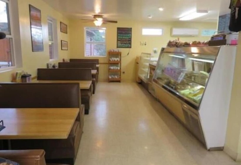 Austin S Chuckwagon Motel