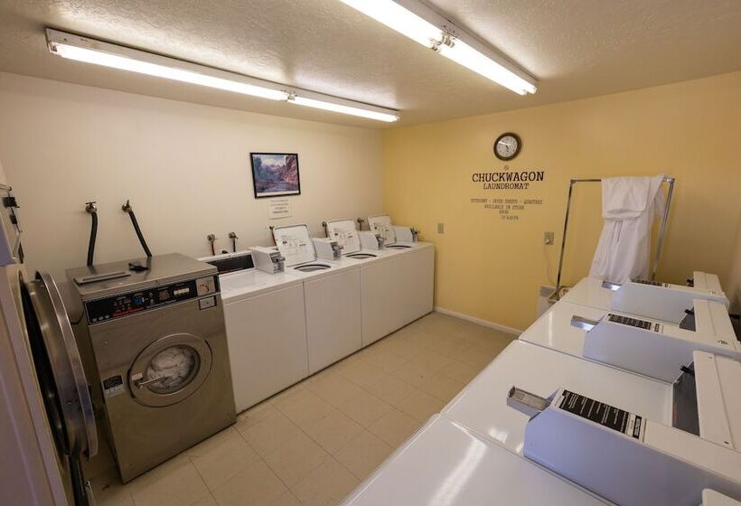 Austin S Chuckwagon Motel