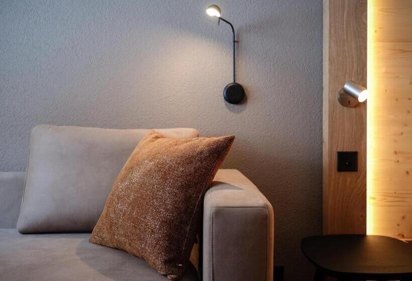 Panorama Hotel & Restaurant