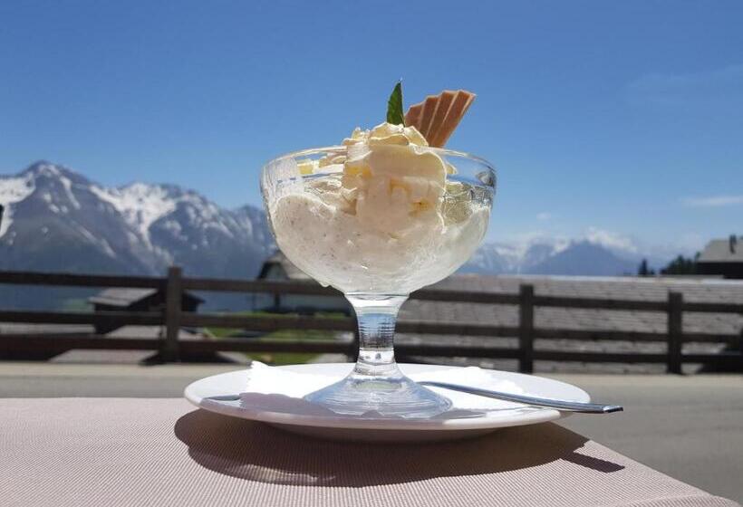 Panorama Hotel & Restaurant