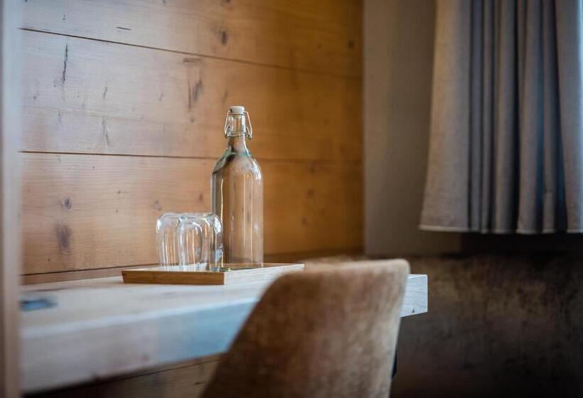 Panorama Hotel & Restaurant