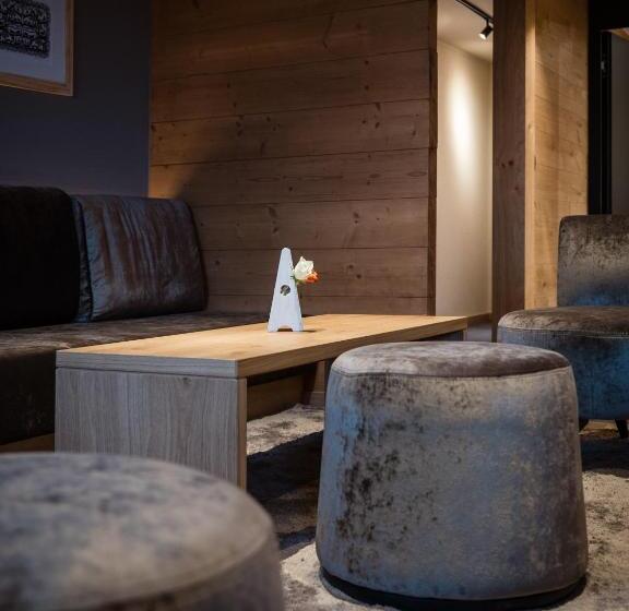 Panorama Hotel & Restaurant