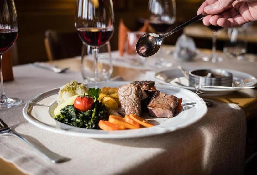 Panorama Hotel & Restaurant