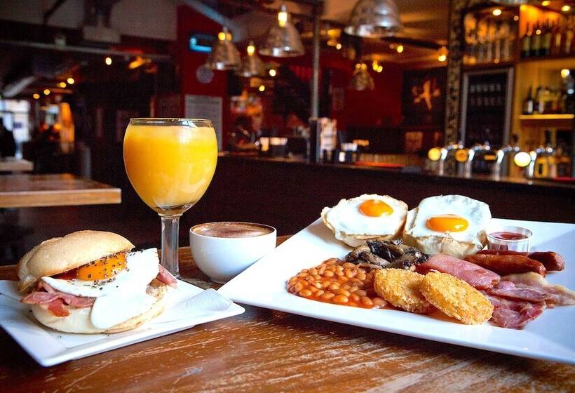 هاستل St Christophers Inn At The Winston