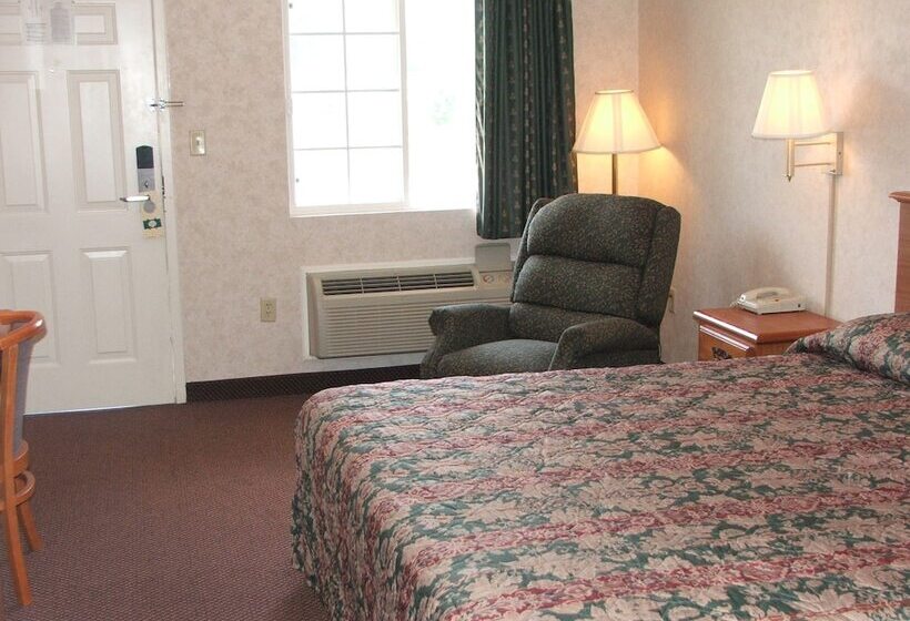 فندق صغير Deerfield Inn & Suites