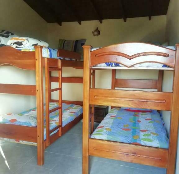 ユースホステル Finca Hotel El Mirador