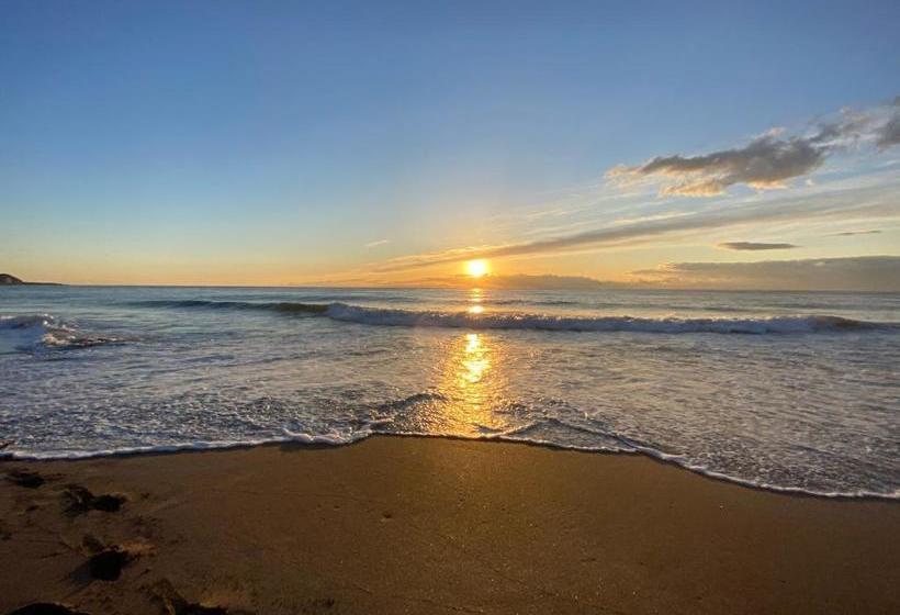 فندق صغير Umikaze