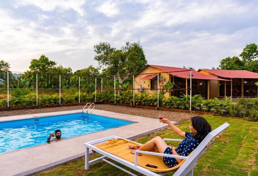 Albergue Zostel Kolad