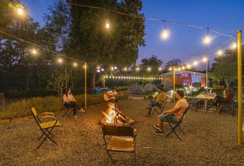 Albergue Zostel Kolad