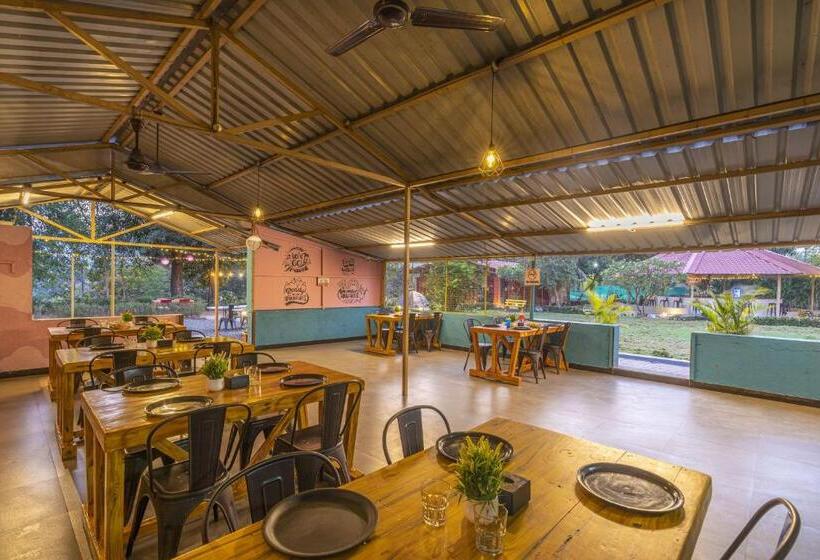 Albergue Zostel Kolad