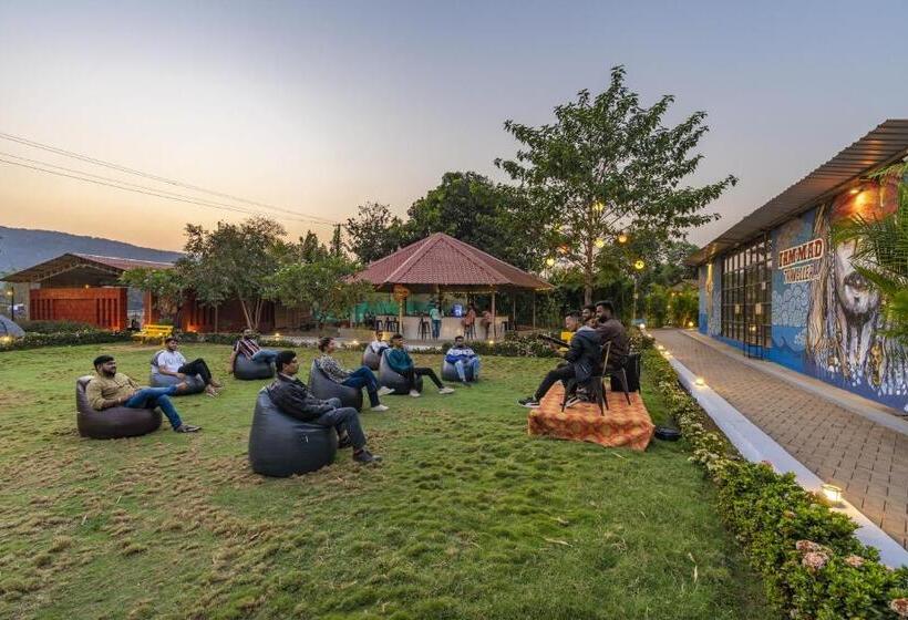 Albergue Zostel Kolad