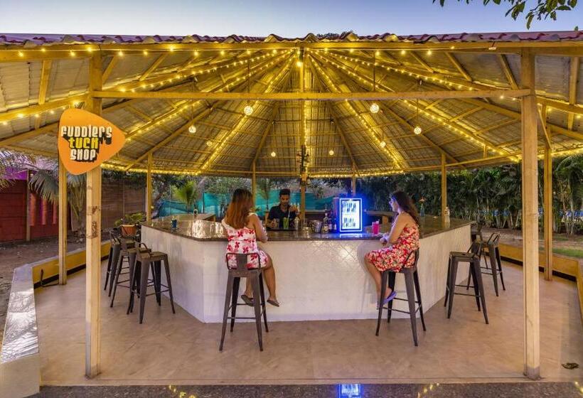 Albergue Zostel Kolad