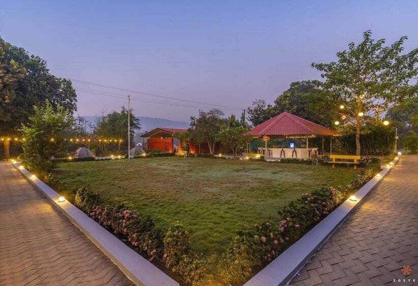 Albergue Zostel Kolad