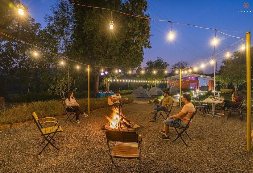 Albergue Zostel Kolad