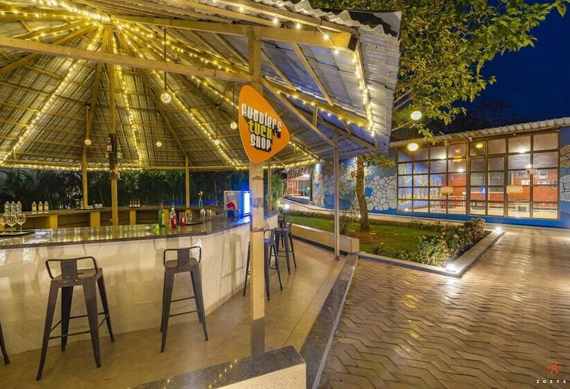 Albergue Zostel Kolad