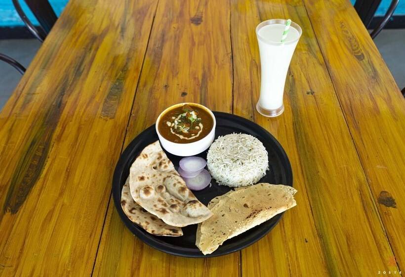 Albergue Zostel Kolad