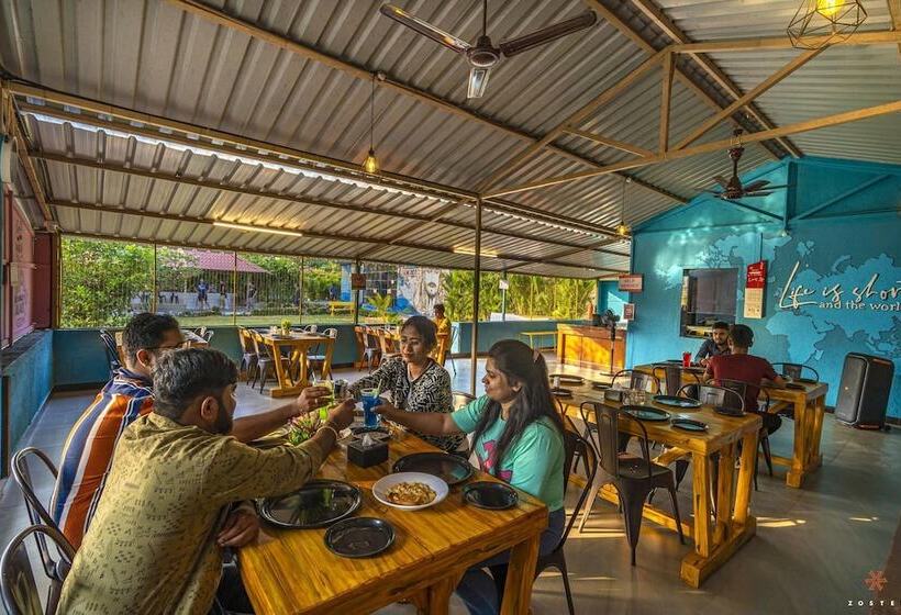 Albergue Zostel Kolad