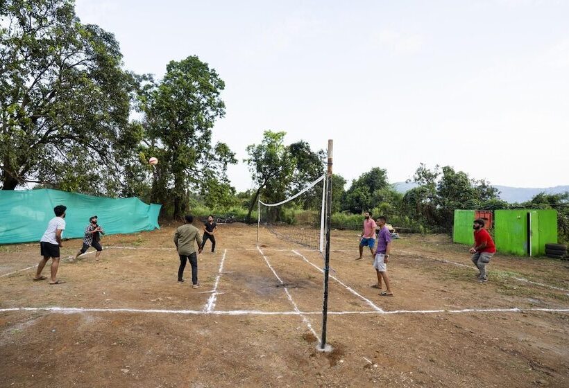 Albergue Zostel Kolad