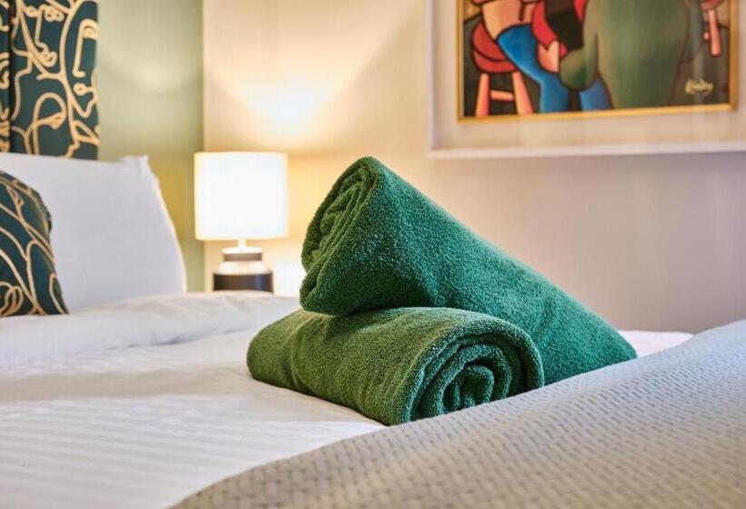 Bed and Breakfast 44 North