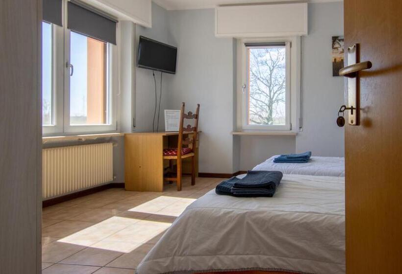 ベッドアンドブレックファースト Agriturismo Da Laura