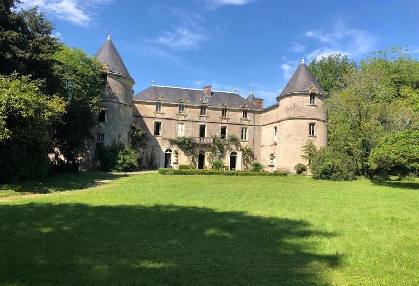 ベッドアンドブレックファースト Château De La Mothe